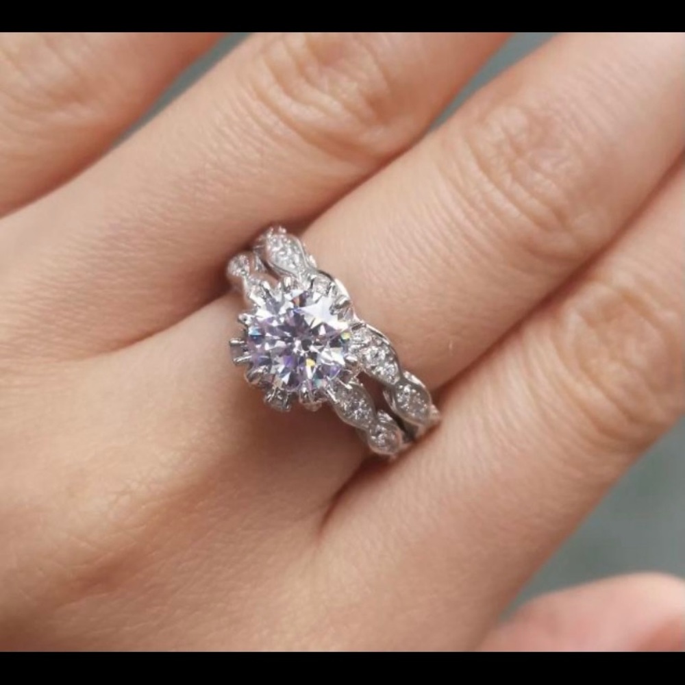 Women’s Engagement Wedding Ring Set